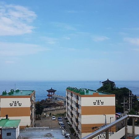Lighthouse Beach Motel Sokcho Eksteriør bilde