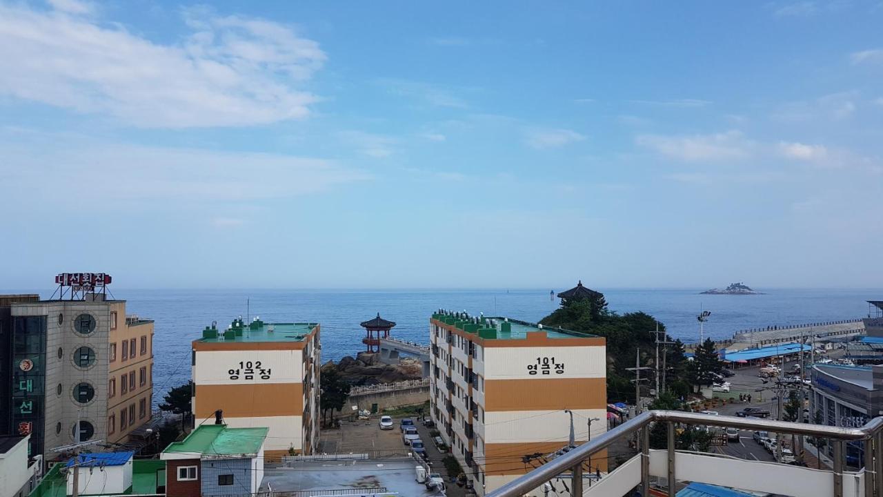 Lighthouse Beach Motel Sokcho Eksteriør bilde
