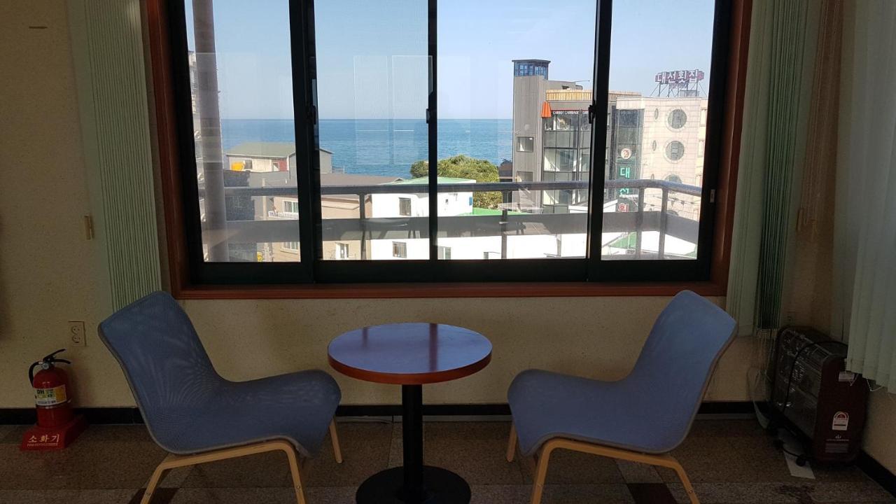 Lighthouse Beach Motel Sokcho Eksteriør bilde