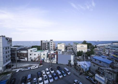 Lighthouse Beach Motel Sokcho Eksteriør bilde