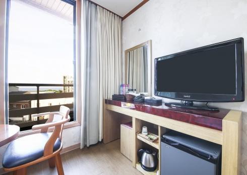 Lighthouse Beach Motel Sokcho Eksteriør bilde